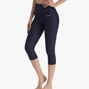 NWT Navy Blue crop Leggings